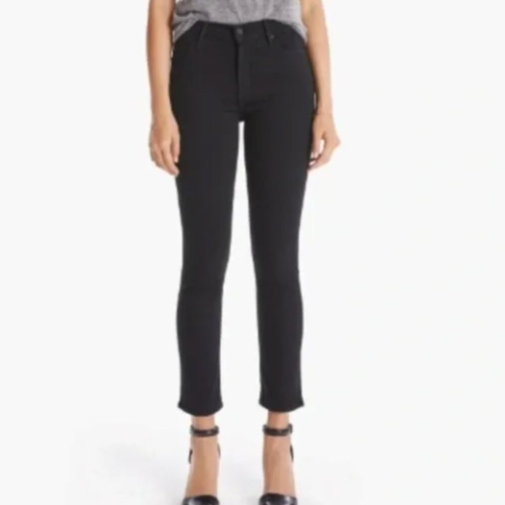 MOTHER Mid Rise Dazzler Ankle in Not Guilty (Black)